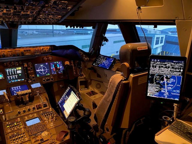 QFA25 Boeing 747-400 simulator, photo 3